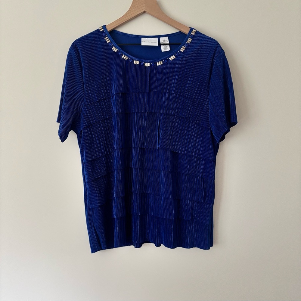 Alfred Dunner Large Royal Blue Pleated Layered Blouse Charm Detail Neck